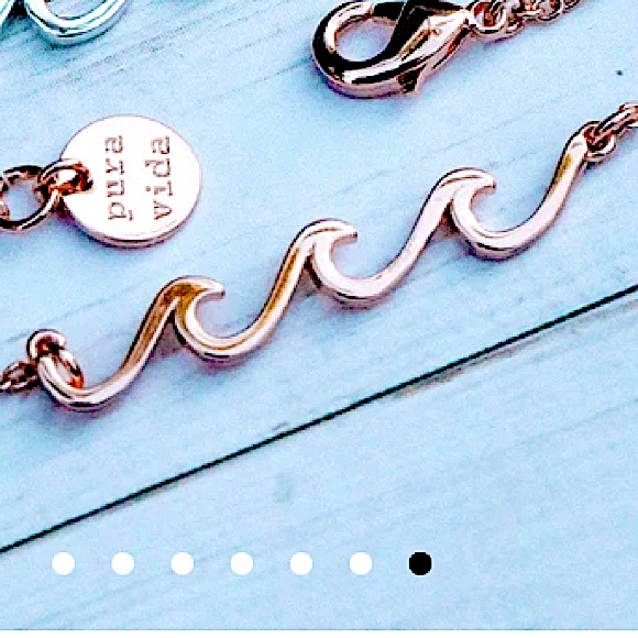 Pura Vida Jewelry - Pura Vida Rose Gold Wave Necklace  Rose Gold 16’’